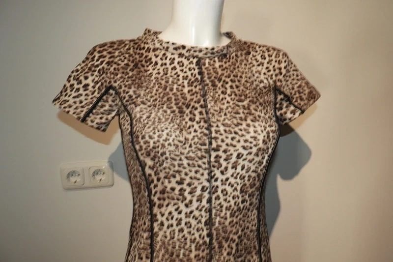 Marccain jaguar print jurk soort soft shell stof rits rug N2, Zo goed als nieuw, Knielengte, Maat 36 (S), Marccain