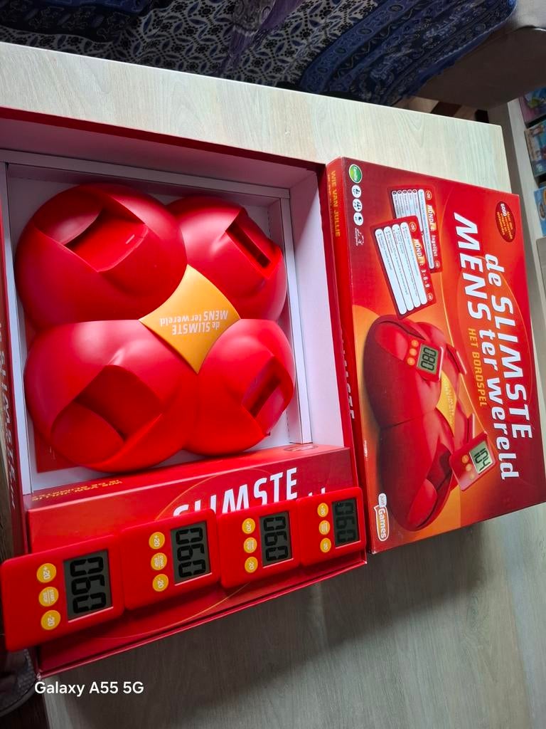 De Slimste Mens ter Wereld - Het Bordspel, Hobby en Vrije tijd, Gezelschapsspellen | Bordspellen, Just Games, Onbekend, Ophalen of Verzenden