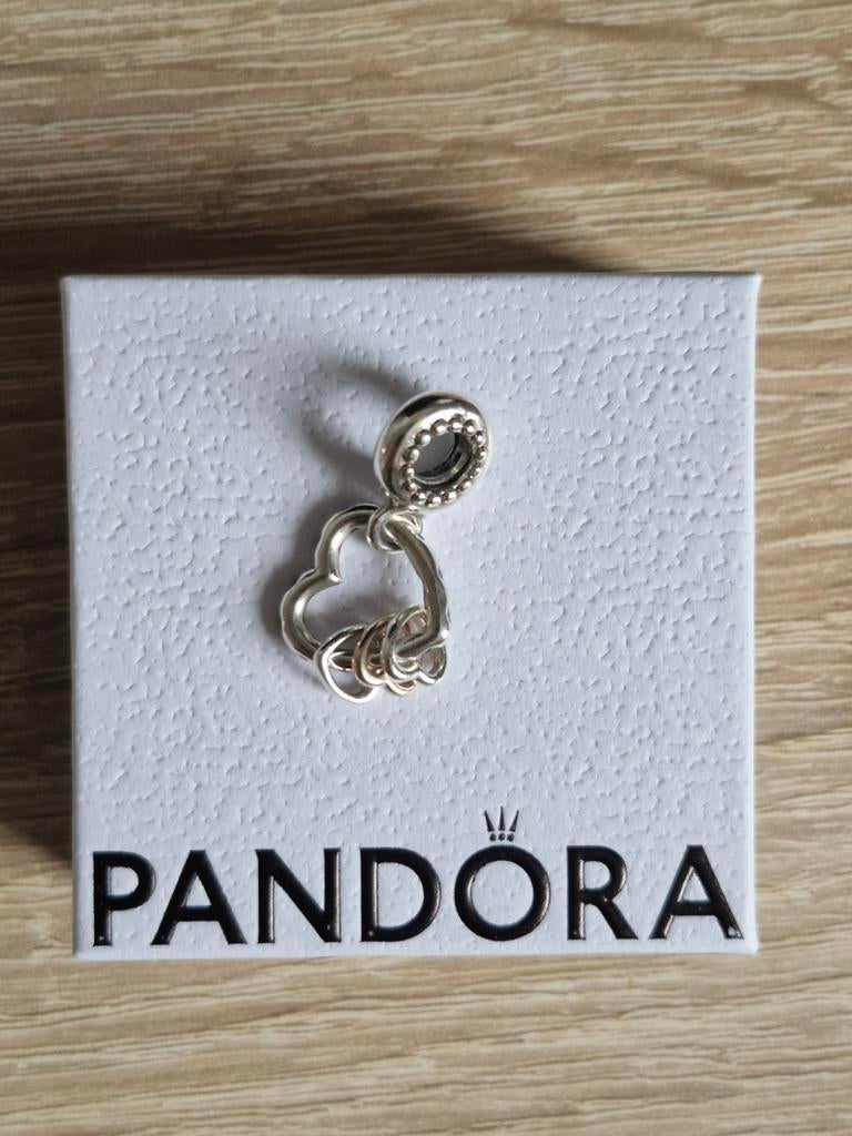 Pandora bedel hart met harten, Ophalen of Verzenden, Zo goed als nieuw, Zilver, Pandora