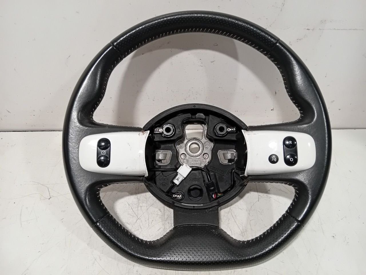 Stuur Renault Twingo, Onderdelen@venauto.nl, Van der Ven Autorecycling B.V., Gebruikt, Ettenseweg 76, 4706 PB Roosendaal, The Netherlands