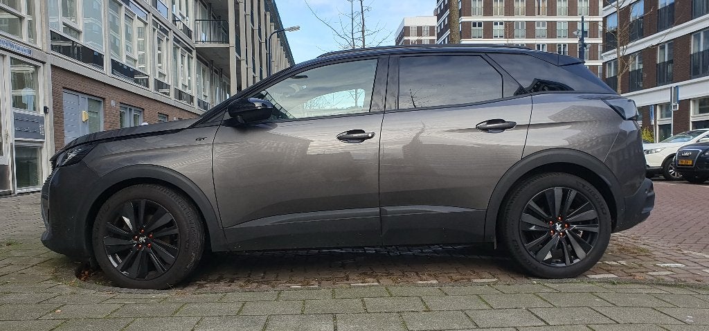 Peugeot 3008 1.6 Puretech 180pk S&S Eat8 2021 Platinum grijs, Euro 6, 4 cilinders, Particulier, SUV of Terreinwagen