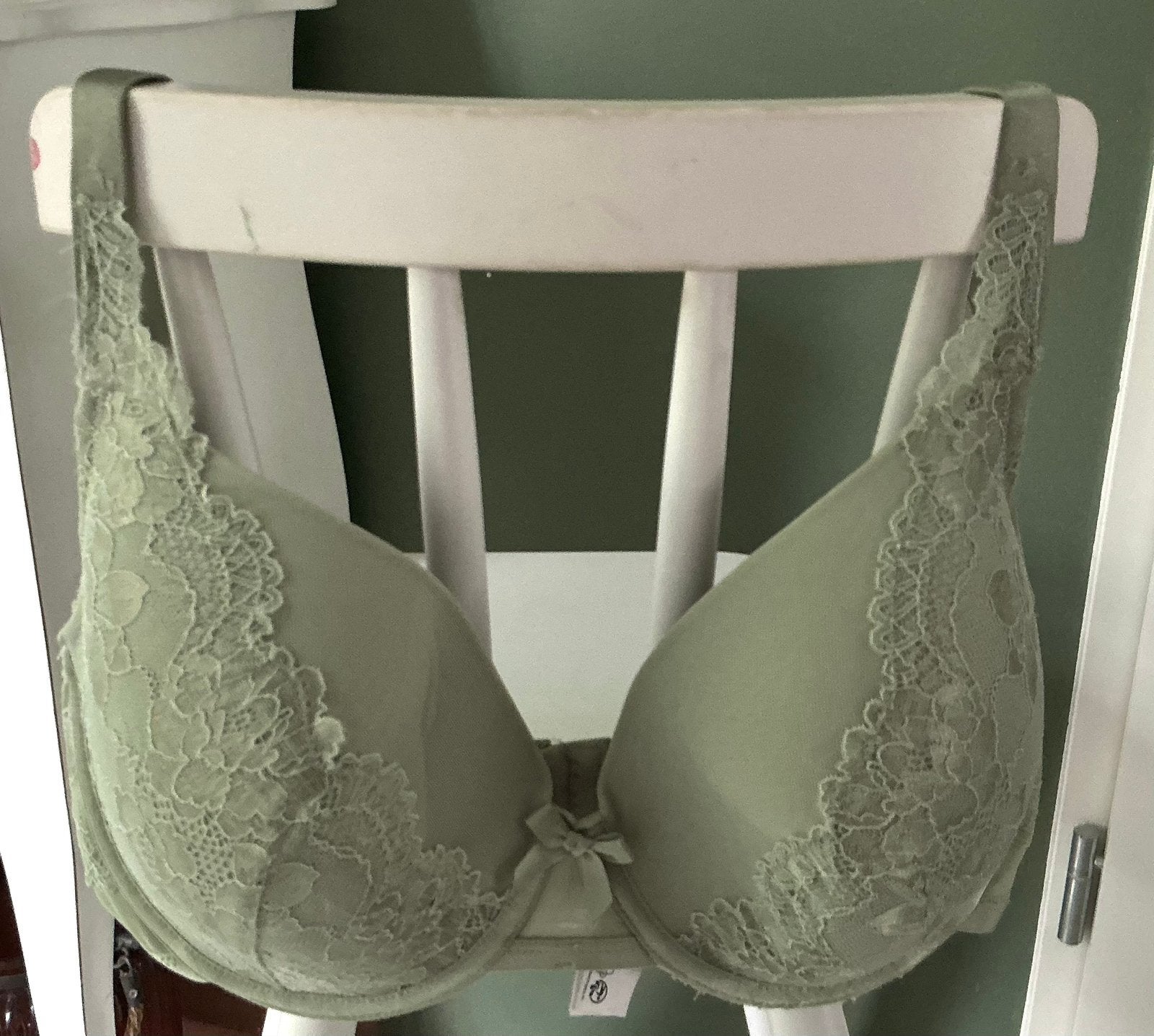 Hunkemöller bh mt 85F zachtgroen kant, Ophalen of Verzenden, Groen, BH