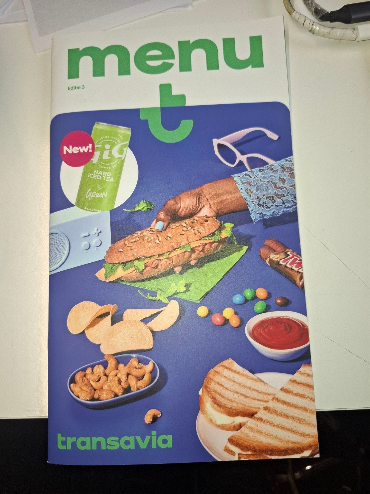 Transavia Menu Editie 3 - Vliegtuigmagazine, Ophalen of Verzenden, Nieuw, Overige typen