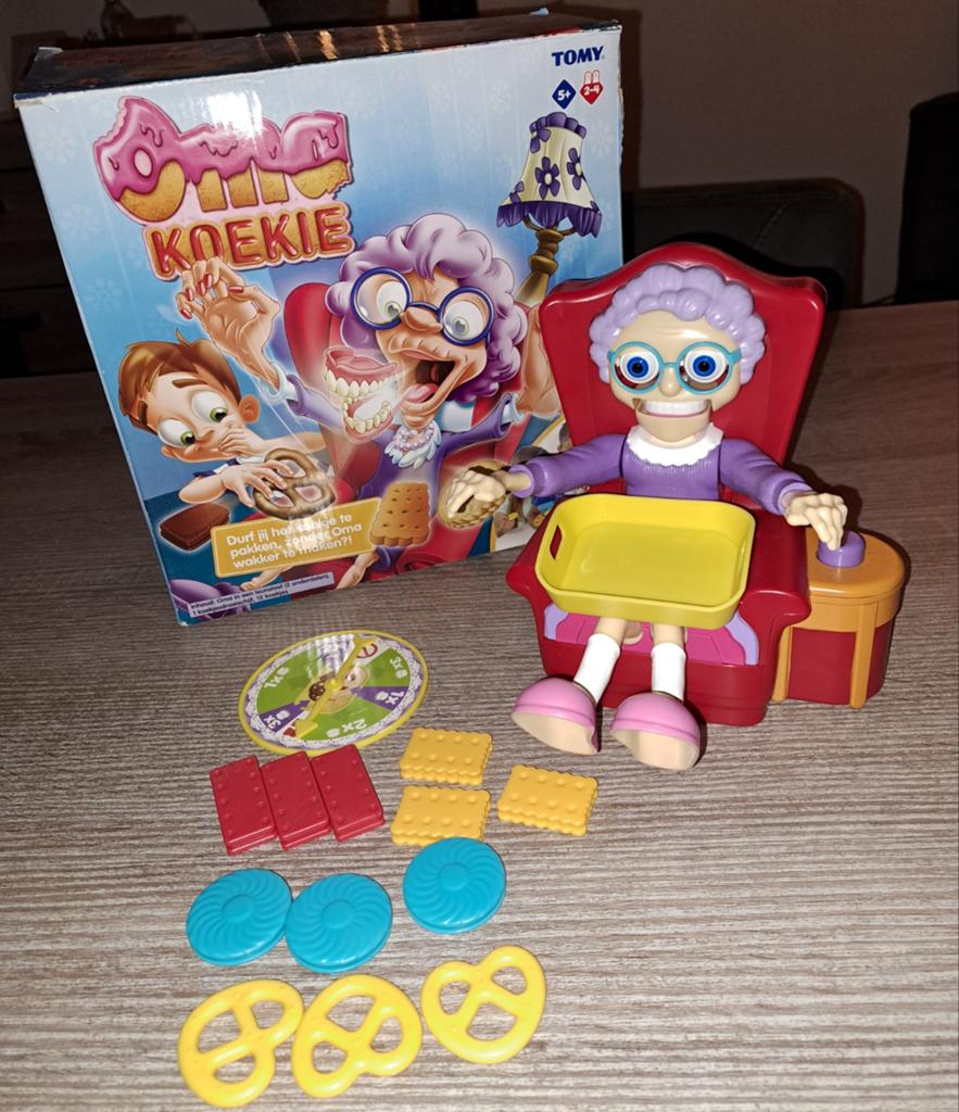 Oma koekie, Ophalen of Verzenden, Zo goed als nieuw