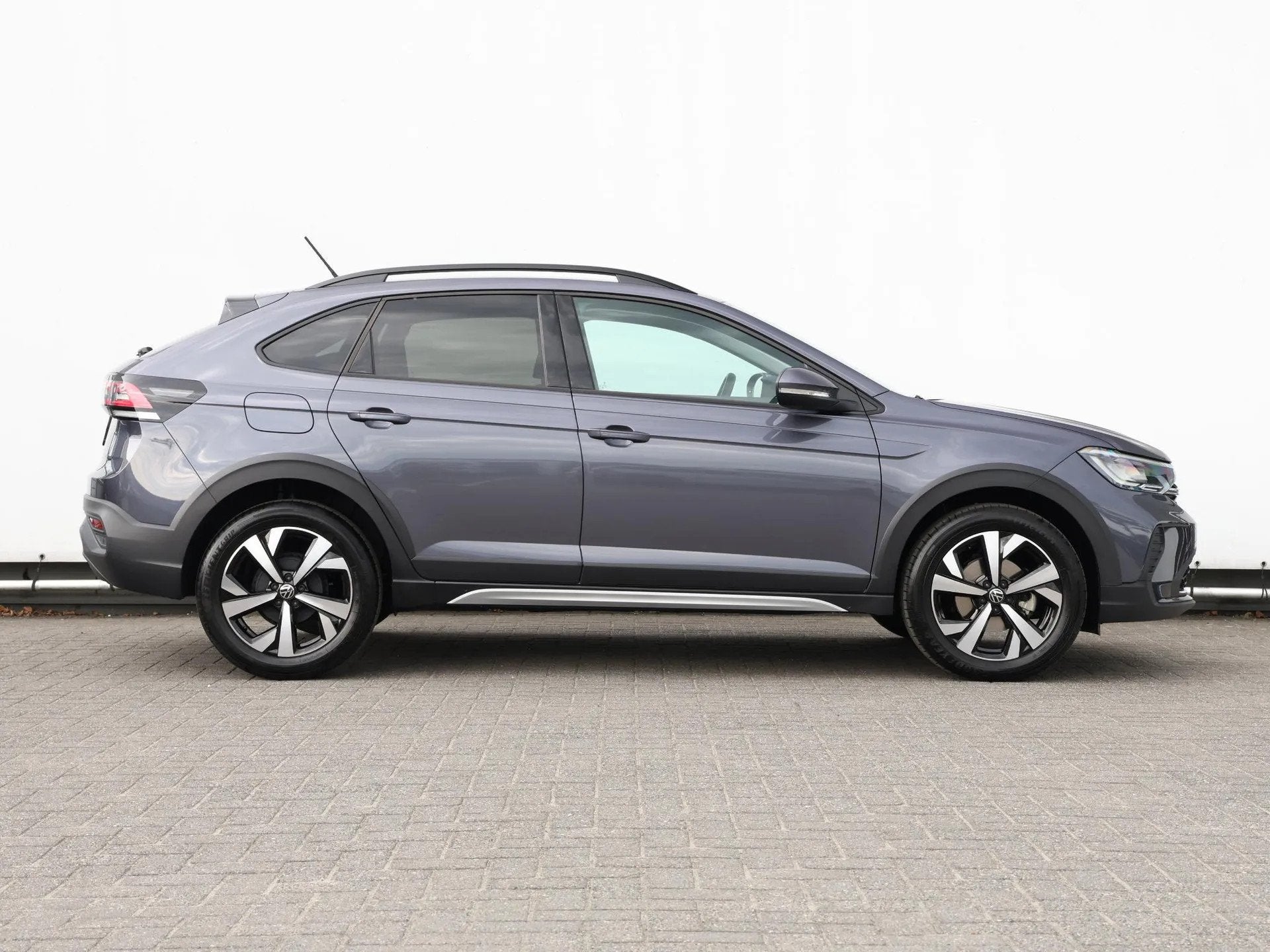 Volkswagen Taigo 1.0 TSI Life Edition (bj 2025), Private lease, Stof, Gebruikt, 95 pk