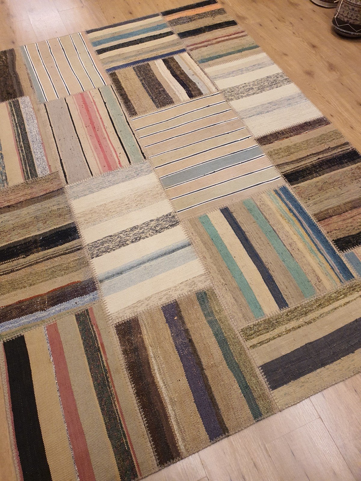 Vintage handgeweven oosters tapijt patchwork 240x170, Info@SlatsAntiek.nl, Groen, 150 tot 200 cm, Vof Slats Antiek