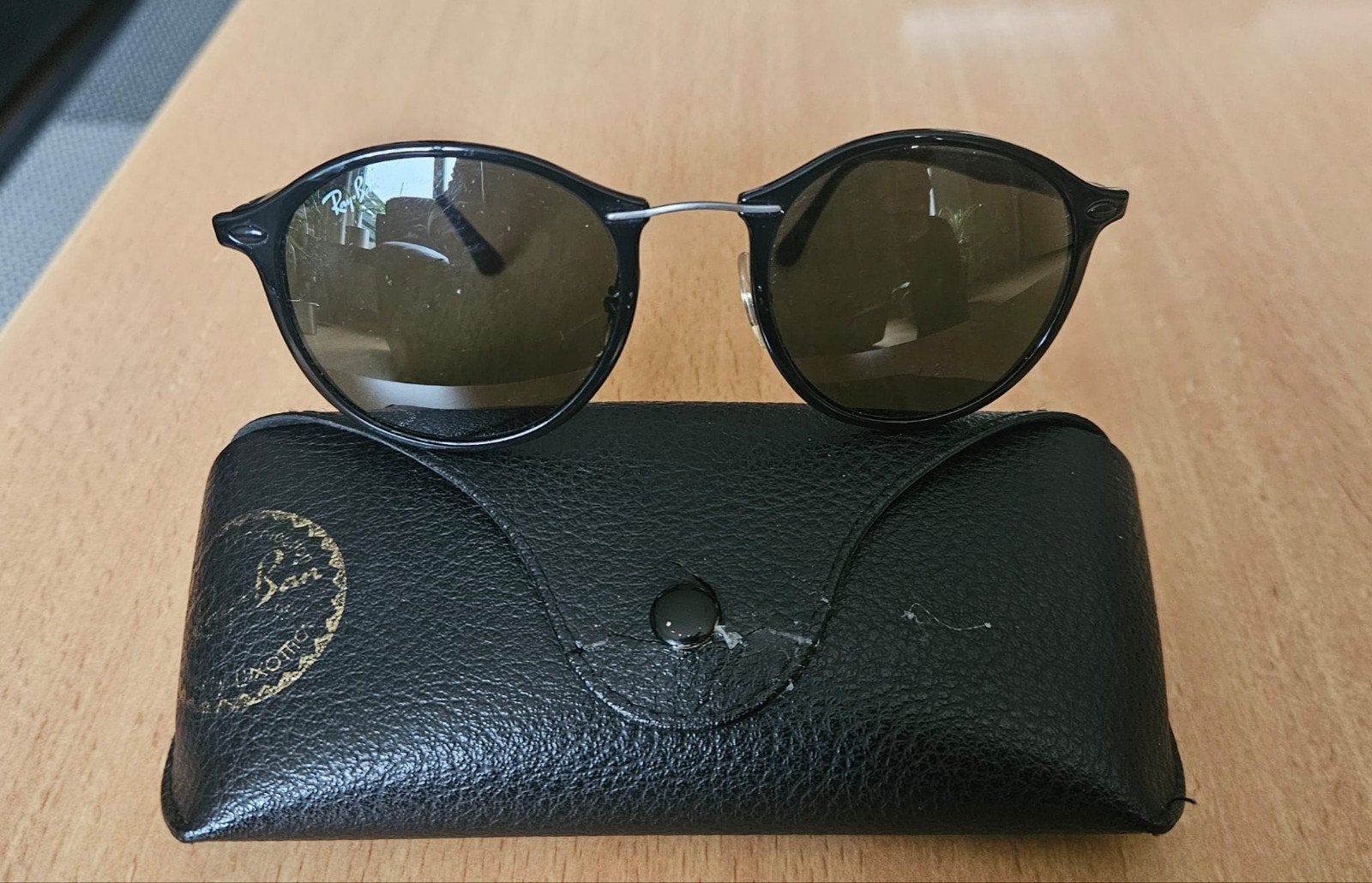 Origineel rayban zonnebril, Zonnebril, Zwart, Ophalen of Verzenden, Zo goed als nieuw