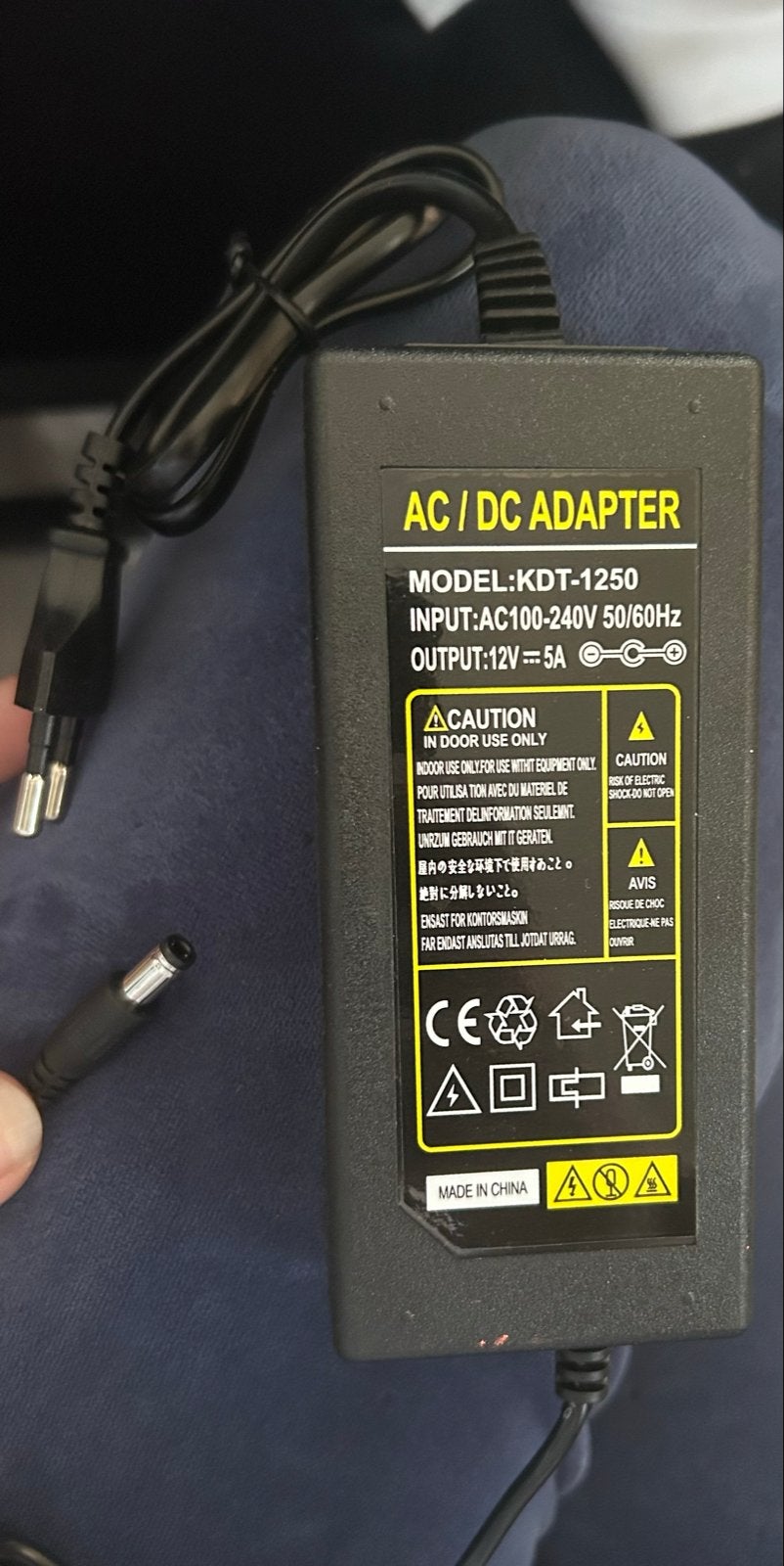 AC/DC Adapter KDT-1250 - 12V 5A Voeding, Computers en Software, Pc- en Netwerkkabels, Ophalen of Verzenden, Gebruikt