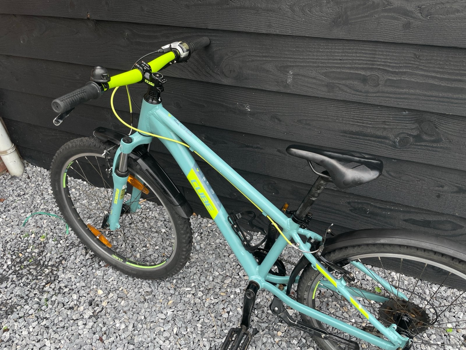 Foto 4 van Cube Acid Race 240 - 24 inch kinder mountainbike