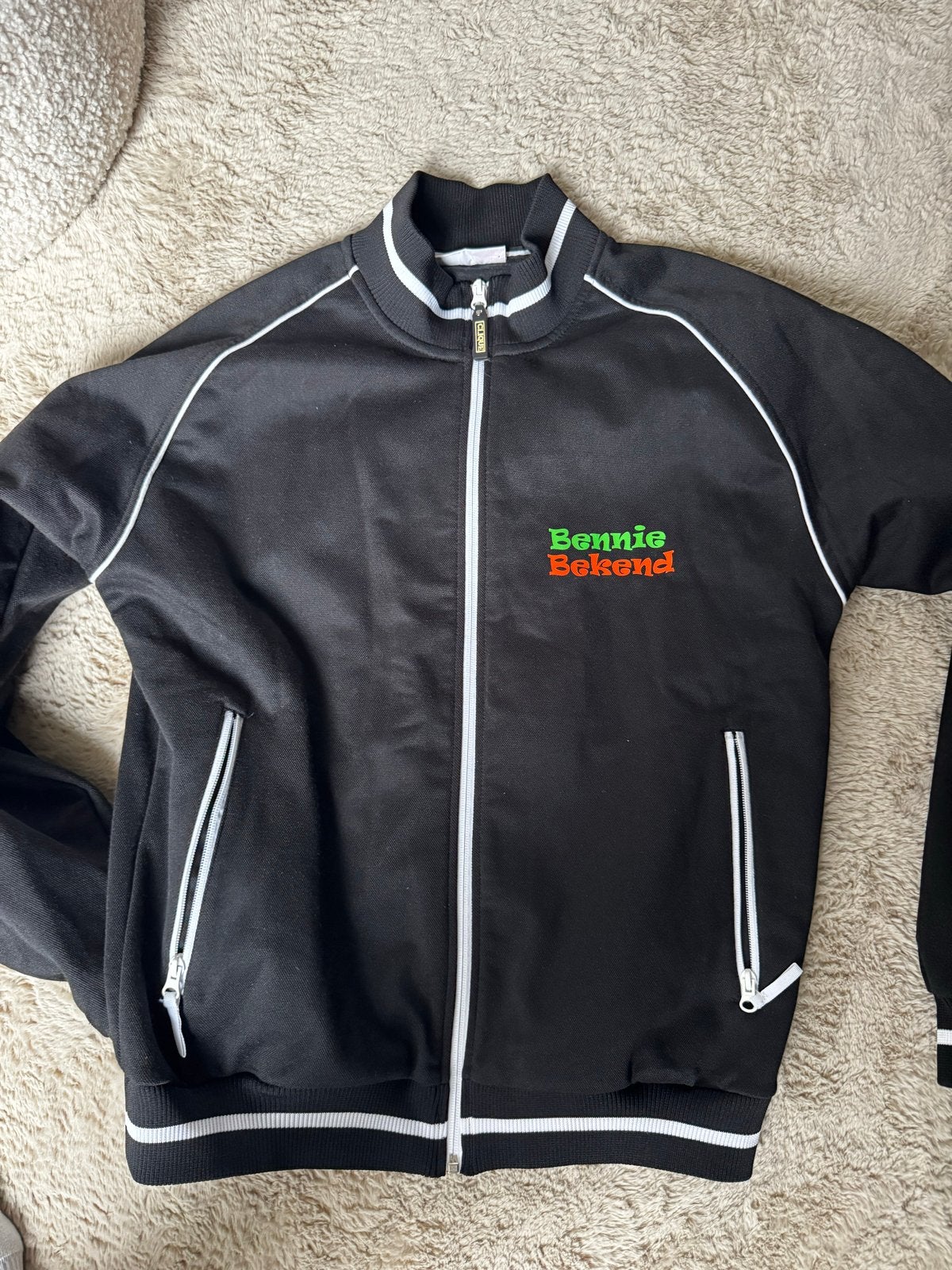 Bennie Bekend Carnaval Vest - Nooit Gedragen, Ophalen of Verzenden, Nieuw