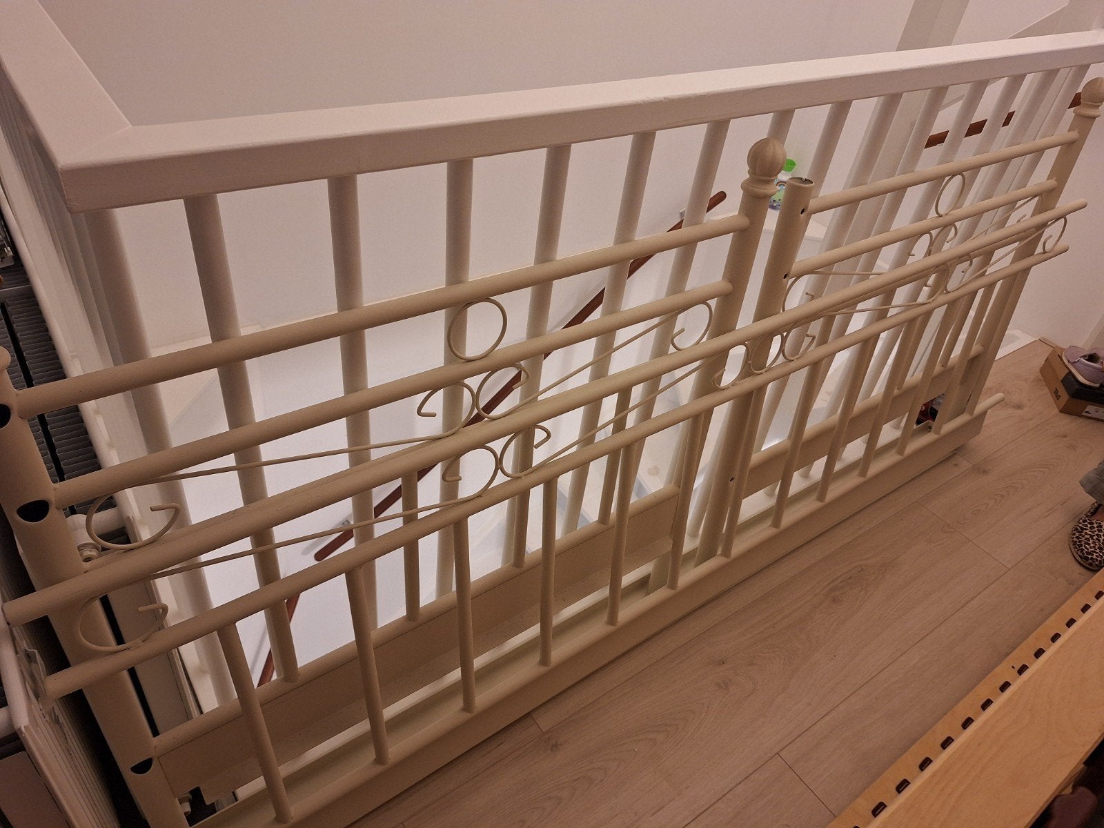 Eenpersoonsbed 200x90 met verstelbare lattenbodem met matras, Ophalen, 90 cm, Eenpersoons, 200 cm