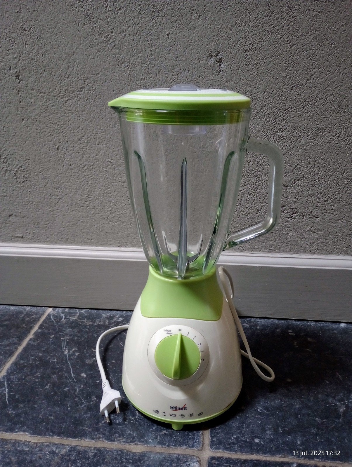 Bifinet blender met glazen kan - zo goed als nieuw, Ophalen of Verzenden, Zo goed als nieuw, Blender