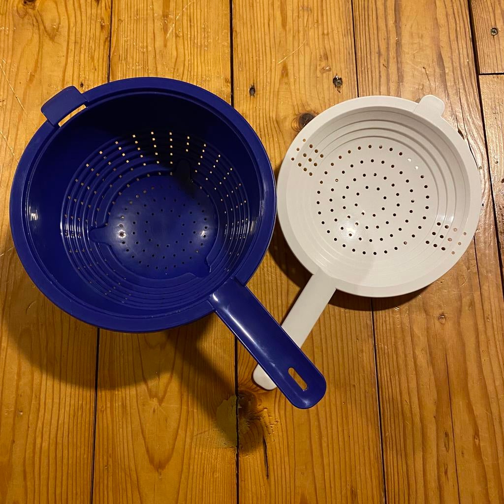 TUPPERWARE DUBBEL VERGIET POOTJES BLAUW, Huis en Inrichting, Keuken | Tupperware, Ophalen of Verzenden, Zo goed als nieuw, Blauw