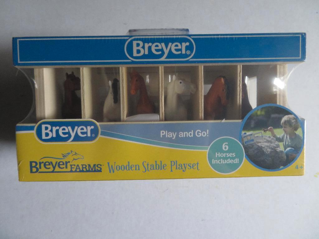 BREYER FARMS -- WOODEN STABLE PLAYSET, Ophalen of Verzenden, Nieuw, Jongen