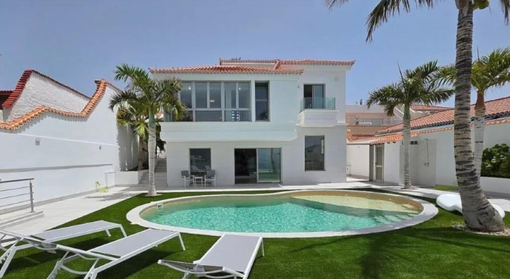 Villa Octopussy. Direct aan zee, playa arena, Tenerife (10p), Vakantie, Vakantiehuizen | Spanje, 4 of meer slaapkamers, Canarische Eilanden