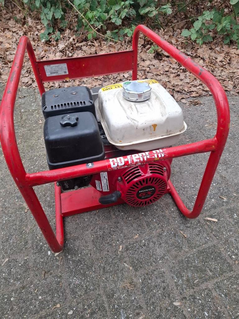 Honda aggregaat generator benzine 230volt 4kw, Doe-het-zelf en Verbouw, Aggregaten, Ophalen, Gebruikt, 5 tot 10 kVA, Benzine