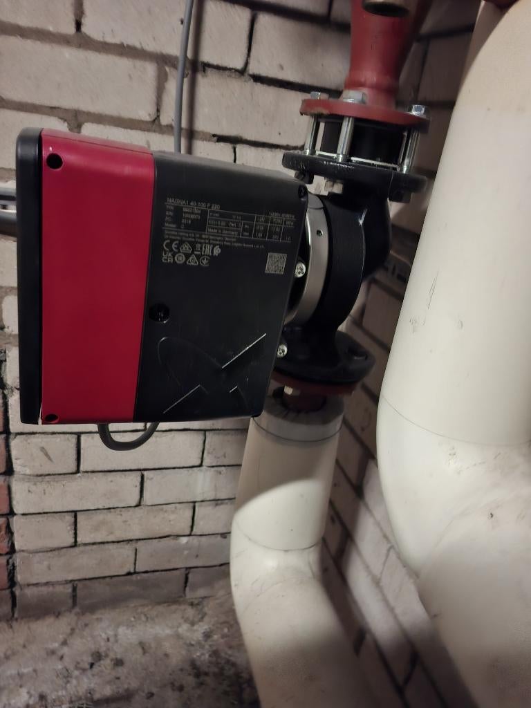 grundfoss circulatie pomp 1 jaar gebruikt, Ophalen, Minder dan 30 cm, Overige typen, Minder dan 60 cm