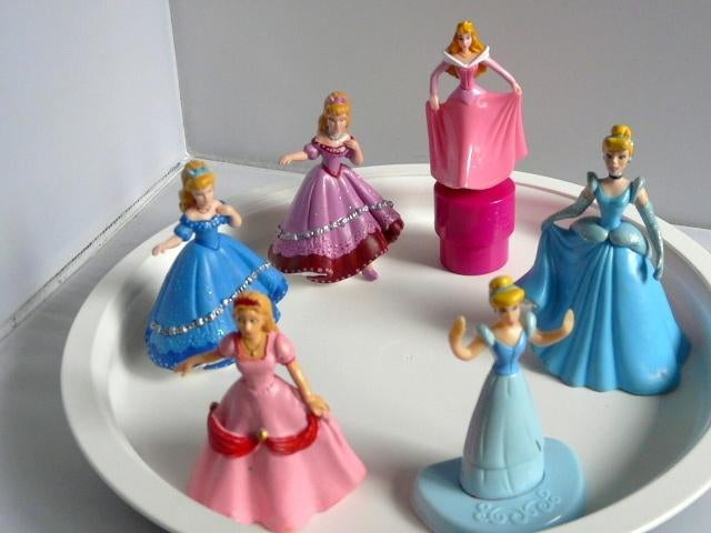 Disney # Prinsessen en prinsen - 2 foto's, Ophalen of Verzenden, Assepoester of Belle, Zo goed als nieuw, Beeldje of Figuurtje