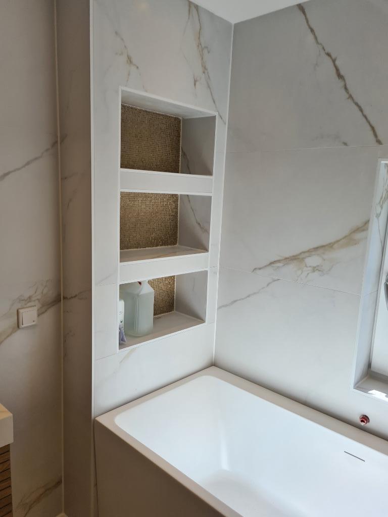 Tegelzetter aangeboden. zuid Holland ?, Diensten en Vakmensen, Klussers en Klusbedrijven