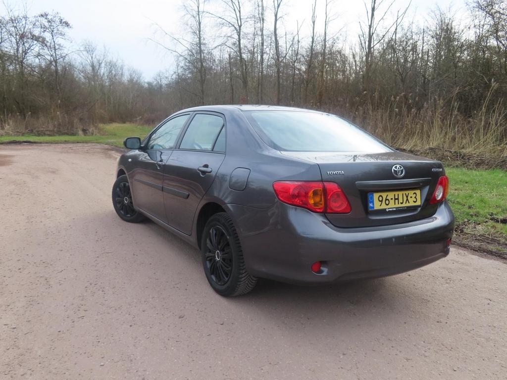 Toyota Corolla 1.6 16V Vvt-i Sedan 2009 Grijs, Auto's, Voorwielaandrijving, 450 kg, 4 cilinders, Corolla