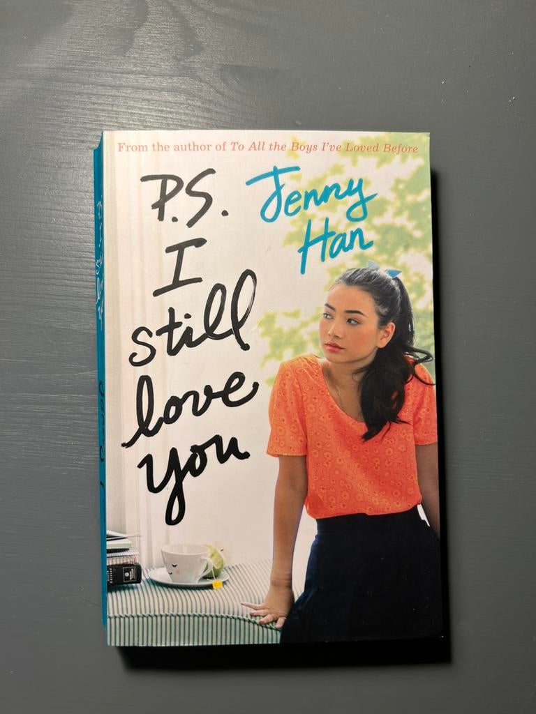 p.s. i still love you, jenny han, Boeken, Ophalen of Verzenden, Gelezen
