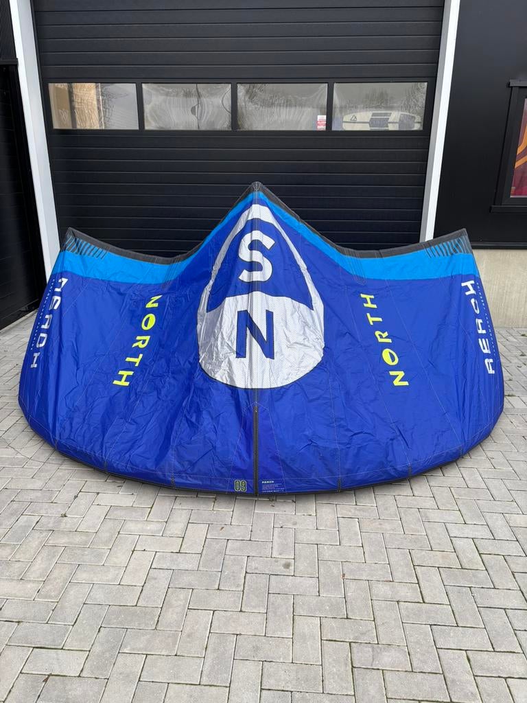 North Reach 2025 9m / ZGAN, Watersport en Boten, Kitesurfen, Ophalen, 9 m², Geen board, Zo goed als nieuw