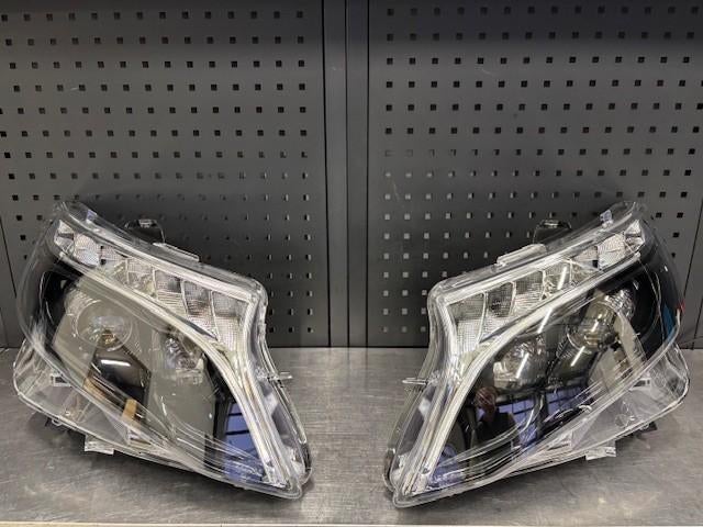 Nieuw Xenon LED koplamp 447 Mercedes Benz Vito / V-klasse!!!, Auto-onderdelen, Verlichting, Ophalen, Nieuw, Mercedes-Benz