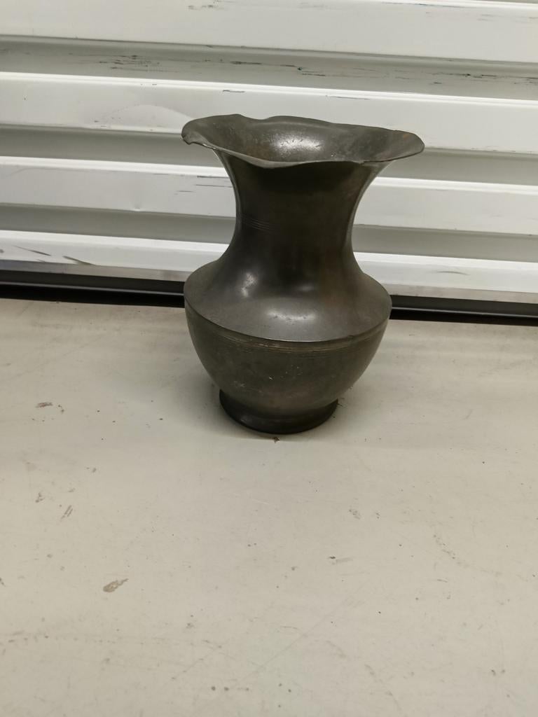 Tinnen vaas met tinteken, Antiek en Kunst, Antiek | Tin, Ophalen of Verzenden