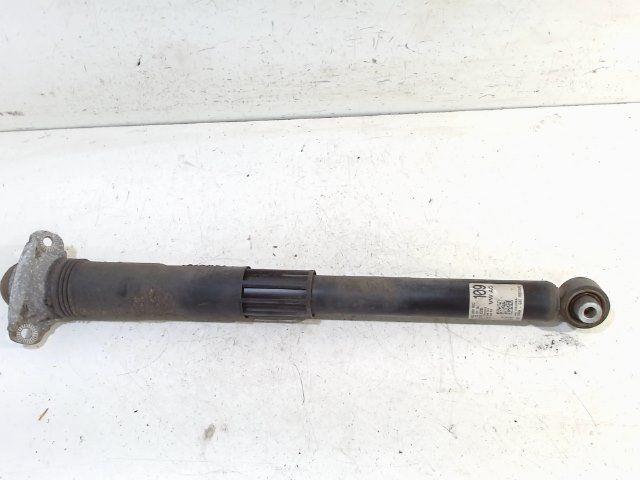 Schokbreker links achter Volkswagen Golf, Onderdelen@venauto.nl, Van der Ven Autorecycling B.V., Gebruikt, Ettenseweg 76, 4706 PB Roosendaal, The Netherlands