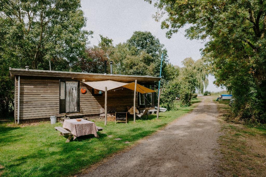 Sfeervol Chalet Heeg/Friesland, instapklaar én aan het water, Tot en met 6