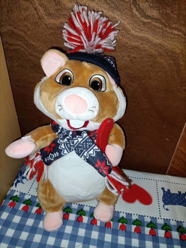 Ah hamster met ski's, sjaal en muts, Ophalen of Verzenden, Zo goed als nieuw, Overige typen