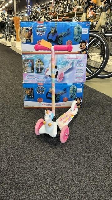Kinder step Buddie Eenhoorn driewiel step €27.95, Ophalen of Verzenden, Nieuw, Gewone step, Onbekend