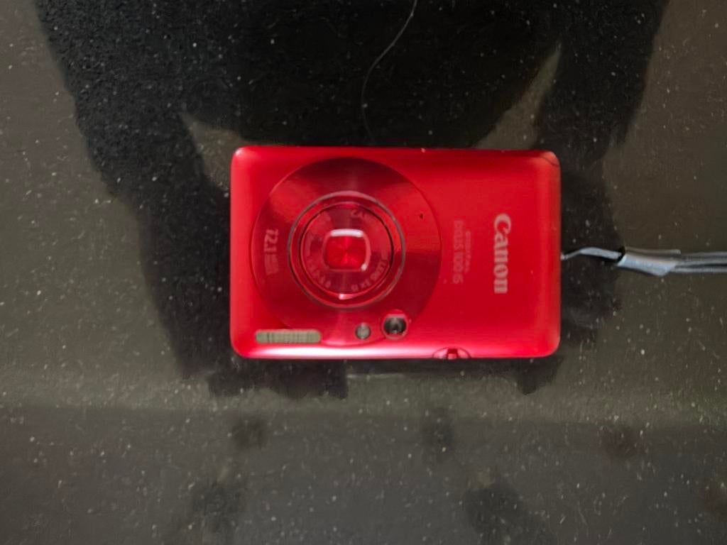 Canon Ixus 100is - Amper gebruikt!, Canon, Compact, Ophalen of Verzenden, Zo goed als nieuw