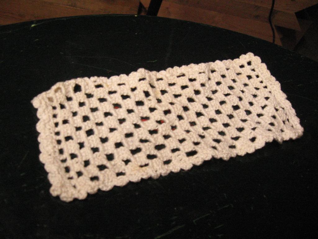 Gehaakte en kanten kleedjes, Huis en Inrichting, Stoffering | Tapijten en Kleden, Gebruikt, Minder dan 50 cm, Rechthoekig, Wit