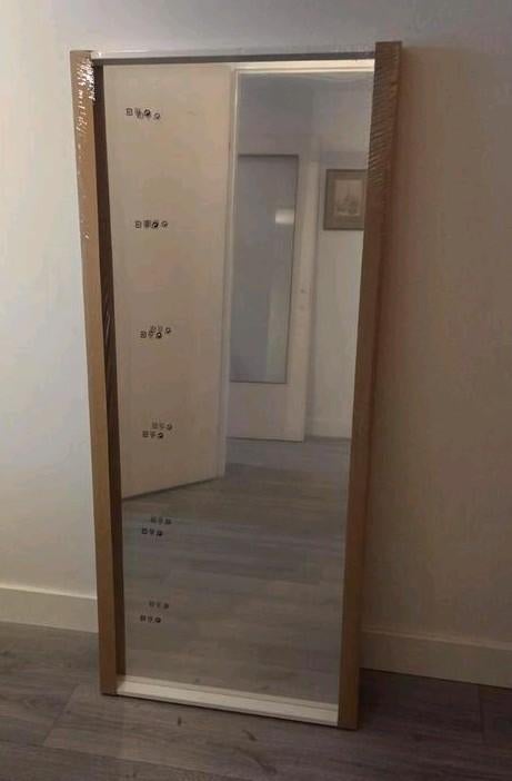 Wand spiegel Ikea, Minder dan 50 cm, Nieuw, Ophalen of Verzenden, Minder dan 100 cm