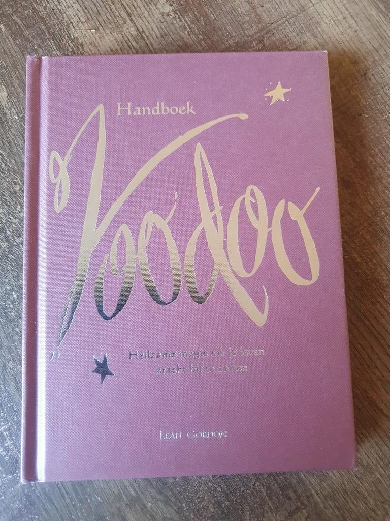 Handboek Voodoo - Helende magie, Achtergrond en Informatie, Spiritualiteit algemeen, Zo goed als nieuw, Isah Gordon