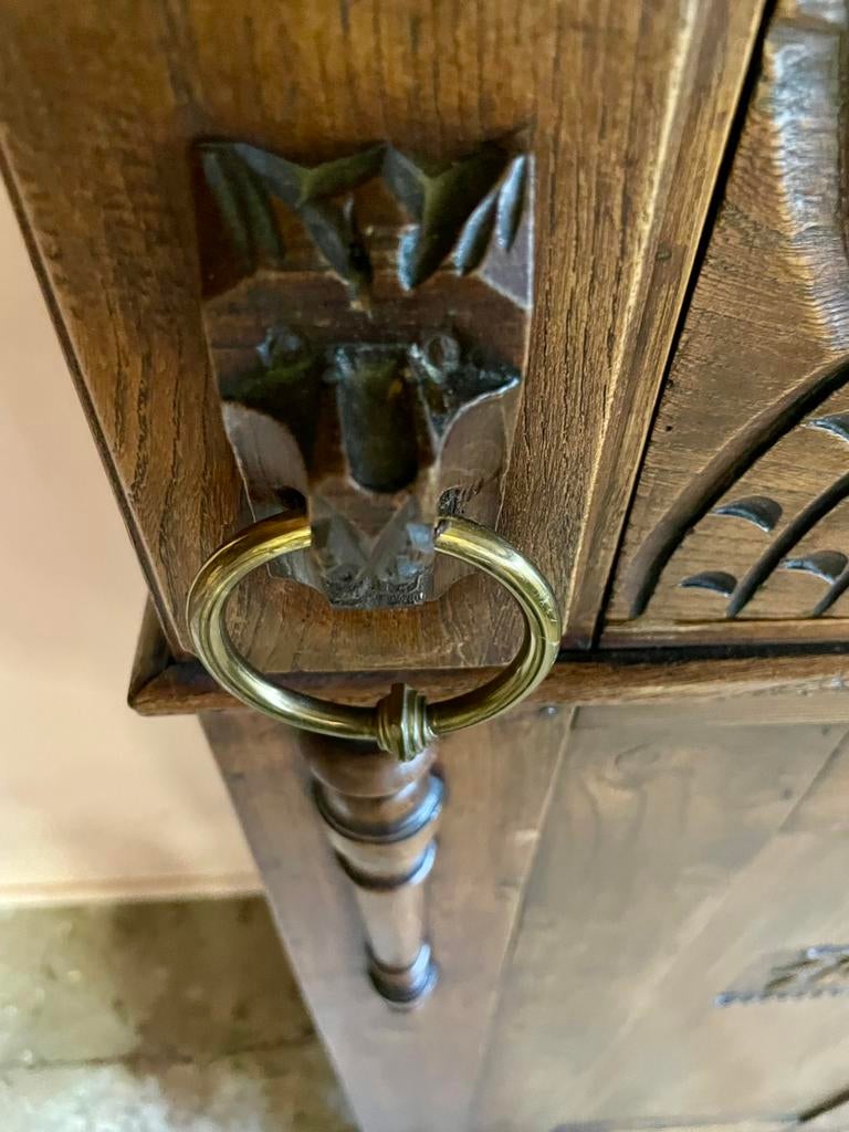 Oude vintage houten meidenkast met houtsnijwerk, Ophalen, Gebruikt