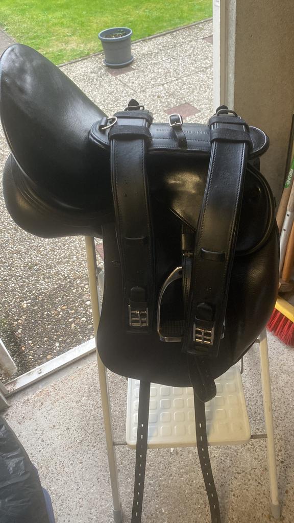 WOW VZH zadel 18 inch (lees omschrijving), Dieren en Toebehoren, Paarden en Pony's | Zadels, Ophalen, Gebruikt, Recreatie