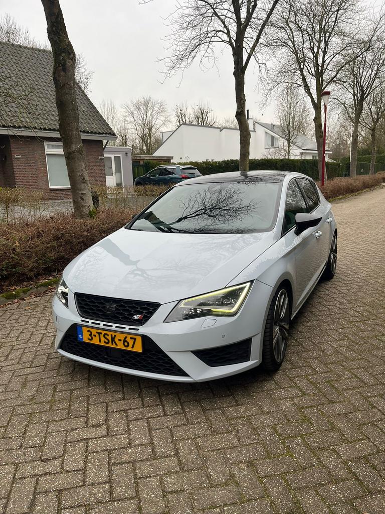 Seat Leon 2.0 TSI 206KW DSG Ketting vervangen, Auto's, 15 km/l, 1321 kg, 4 cilinders, 1984 cc