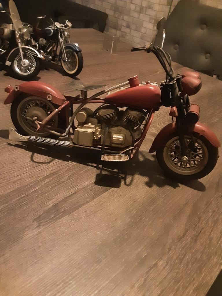 Custom made Harley davidson schaalmodel 1:10, Hobby en Vrije tijd, Modelbouw | Auto's en Voertuigen, Ophalen of Verzenden, Groter dan 1:32