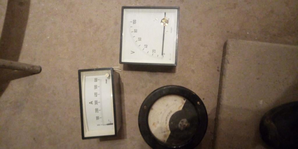 2 x Ampère meter en Voltmeter, Ophalen of Verzenden