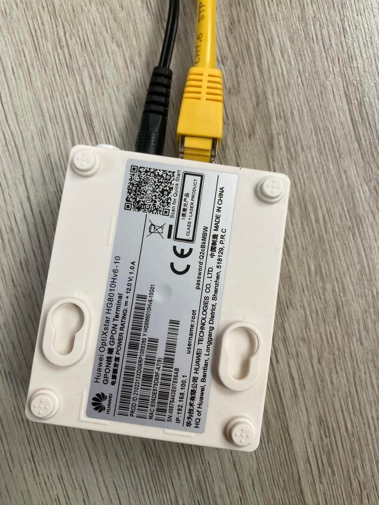 Huawei OptiXstar HG8010HV6-10 GPON Terminal, Ophalen of Verzenden, Gebruikt, Router