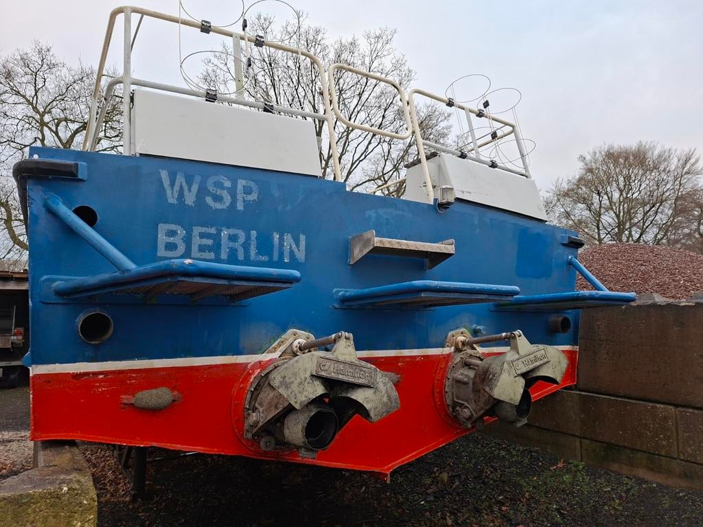 Snelvarende jetboot 14m x 3,75m x 3.50m, Watersport en Boten, Ophalen, Gebruikt, ., .