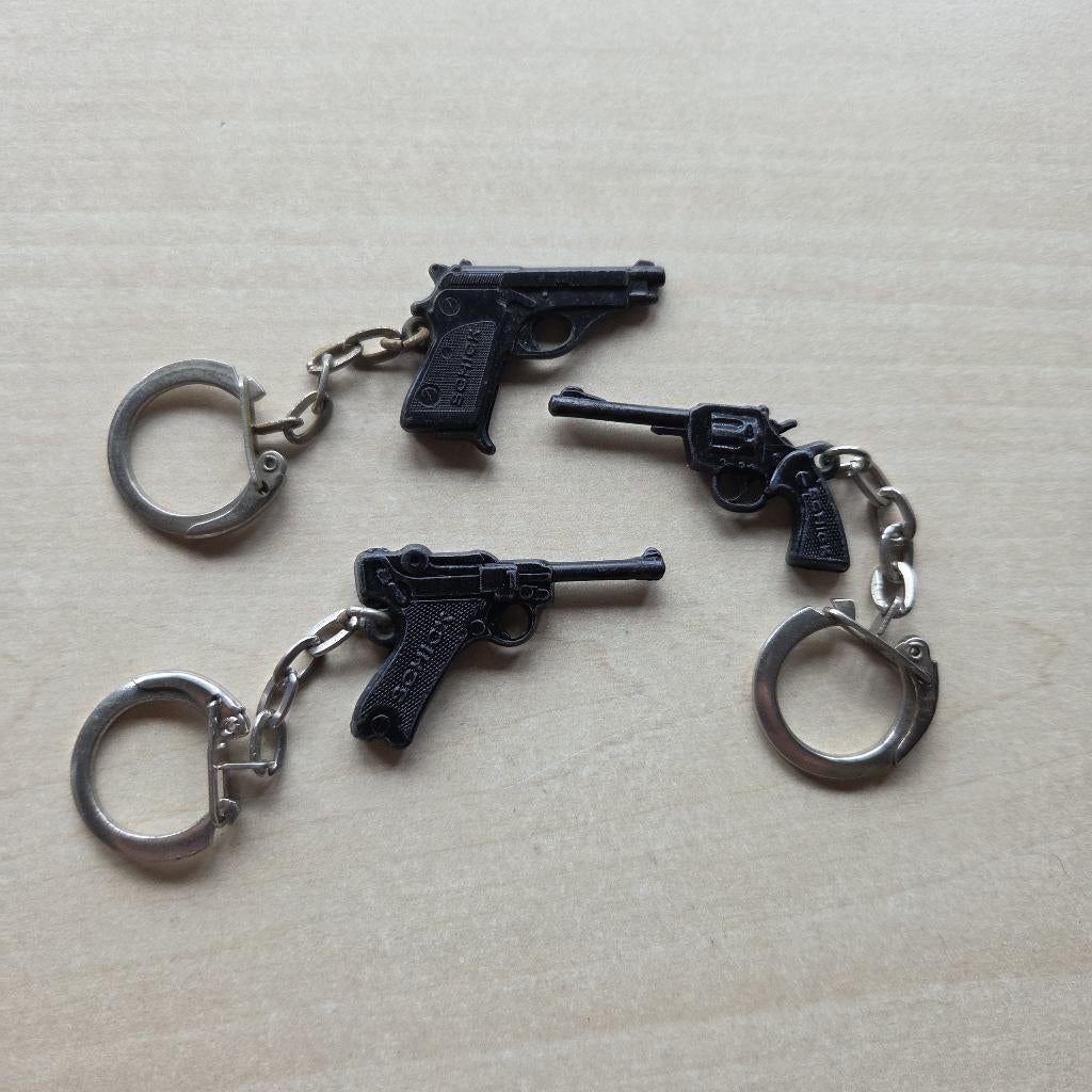 Schick Geweer Pistool sleutelhangers, Gebruikt, Niet vindbaar, Niet vindbaar, Niet vindbaar