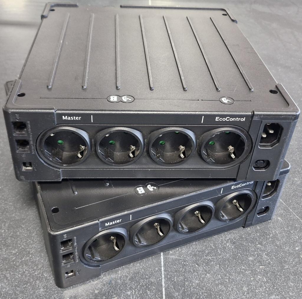 Eaton Ellipse PRO 850 (2x), Computers en Software, Noodvoedingen (UPS), Gebruikt, Ophalen of Verzenden