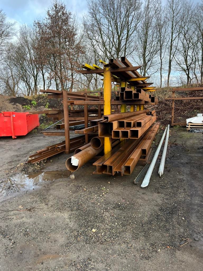 Groot assortiment staal (gebruikt en nieuw) €0,75 ex per kg, Doe-het-zelf en Verbouw, Metalen, Ophalen, Zo goed als nieuw, IJzer
