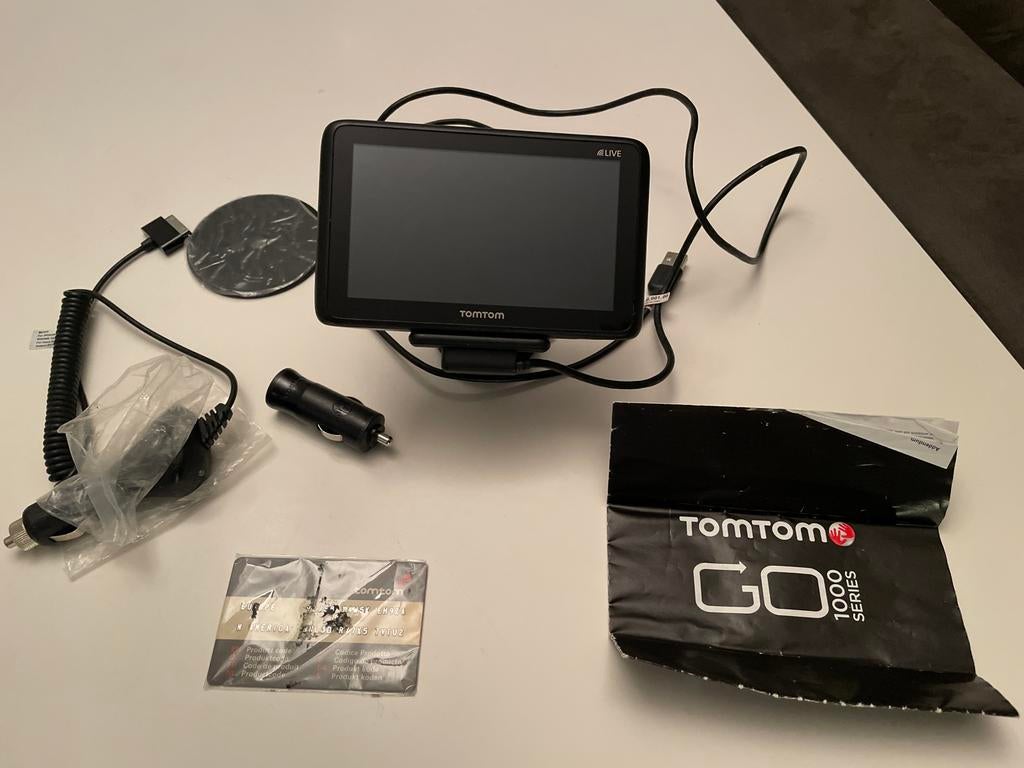 TomTom GO 1000 LIVE Navigatiesysteem, Ophalen of Verzenden, Gebruikt