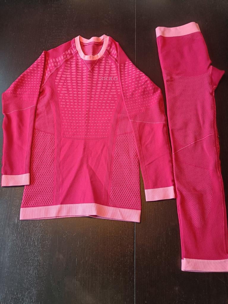 Thermo kleding set maat 110/128, Ophalen, Zo goed als nieuw, Odlo, Meisje