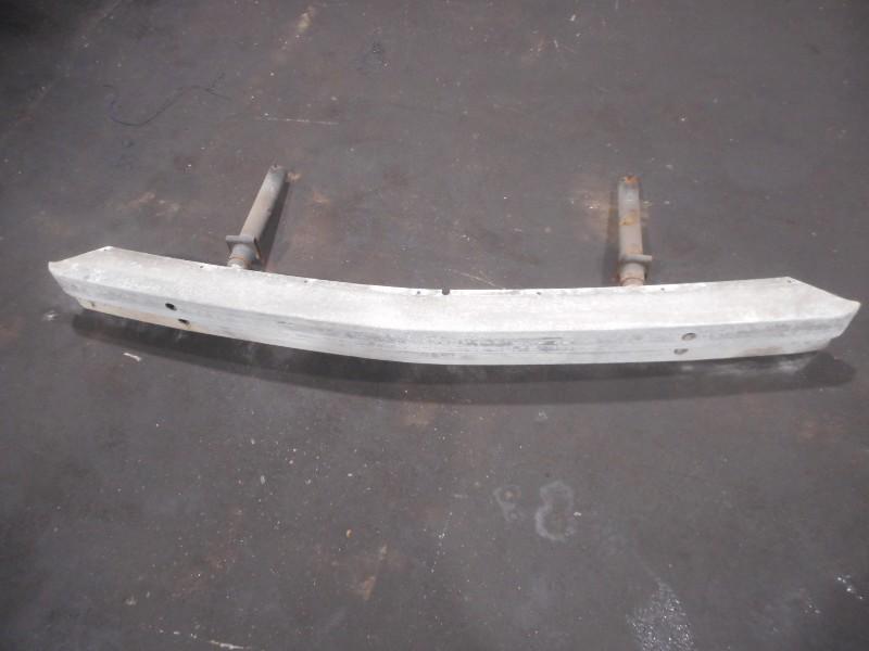 Bumperbalk Voor Volvo 940 I Estate (1995-01/1998-10), Gebruikt, Siegburger Straße 229, Köln 50679, , Duitsland, Info@volvocars.com
