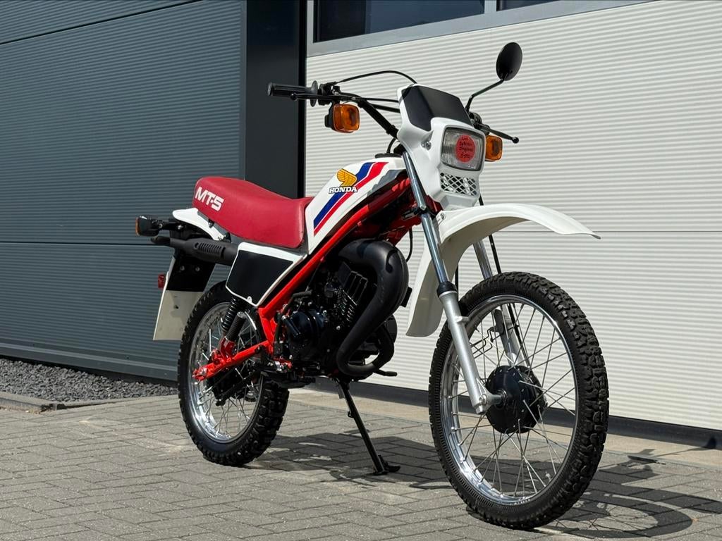 NL Honda MT5, opgebouw met NOS delen als model jubileum 1985, Fietsen en Brommers, Brommers | Honda, Ophalen of Verzenden, Nieuw